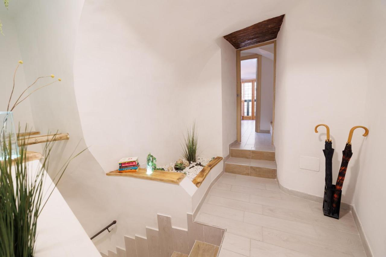 Legno Suite By HouseinNeapol Zewnętrze zdjęcie